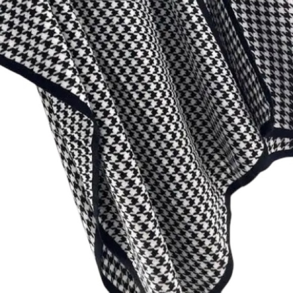 NWT Ann Taylor Scarf/Shawl/Wrap Houndstooth - One Size - Picture 2 of 9